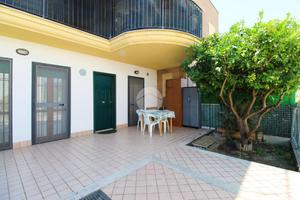 2 LOCALI A SAN BENEDETTO DEL TRONTO