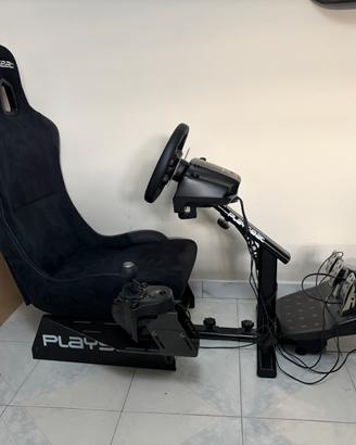 Postazione Sim Racing Playseat + Logitech G29/G923