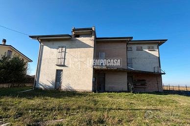 FABBRICATO ESISTENTE SU TERRENO - URBANISTICAMENTE