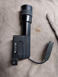 Puntatore laser/luminoso  militare no elmetto 