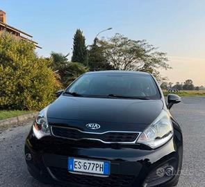 KIA Rio 3ª serie - 2013