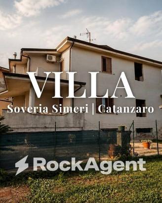 Villa di 217 m² con più di 5 locali e box auto a S