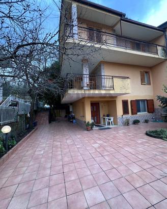 Villetta bifamiliare - Mendicino