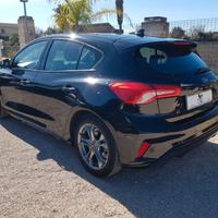 Ford Focus 1.5 EcoBlue 120cv ST-Line