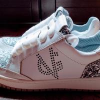 Scarpe Sneakers Valentina Giorgi

numero 36