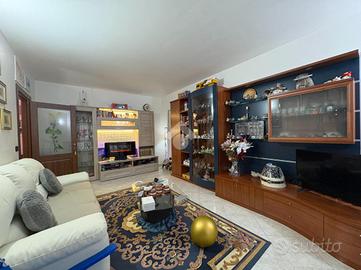 3 LOCALI A POLIGNANO A MARE