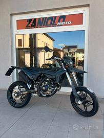 Beta RR Motard 125 4T T - X Special Edition