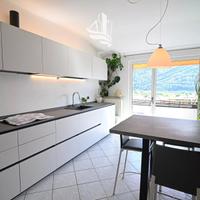 Trilocale ristrutturato con balcone e giardino in