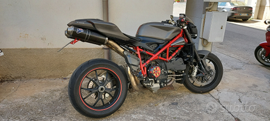 Ducati 748s