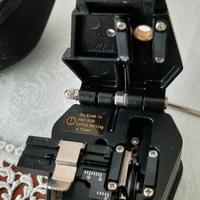  coltello  da taglio x    cavo ottico  