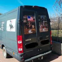 Furgone IVECO Daily 35C12passo lungo gancio traino