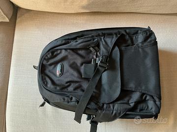 Zaino foto Lowepro MiniTrekker AW NUOVO comodo