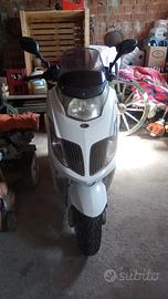 Kymco Dink 200