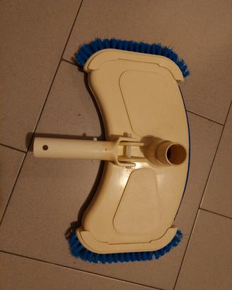 spazzola piscina 