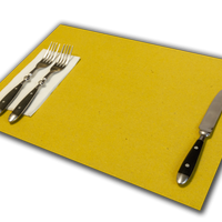 Tovagliette di carta per la tavola e ristorazione