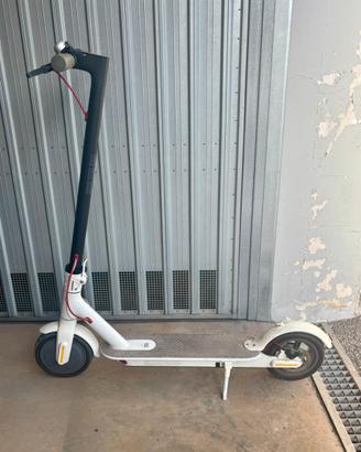 Monopattino elettrico Xiaomi Mi M365