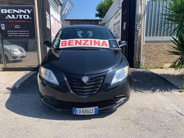Lancia Ypsilon 1.2 69 CV 5 porte Elefantino