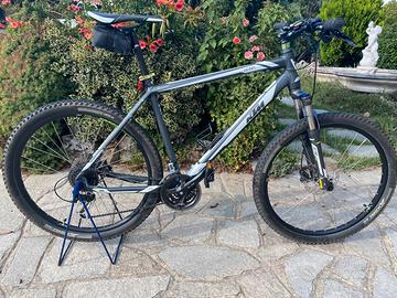 Ktm 27,5 ultra one