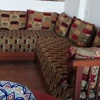 salotto marocchino più tavolo rotondo 