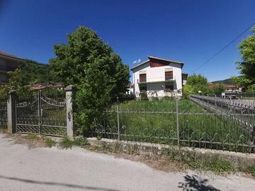 Villa Multifamiliare