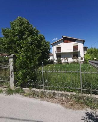 Villa Multifamiliare