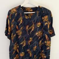 Camicia vintage con spalline imbottite