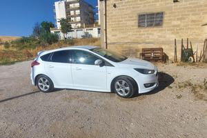 Ford Focus 2.0 Tdci S T line 150 cv
