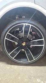 cerchi per porsche Cayenne compresi di copertoni