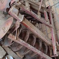 attrezzo per giardinaggio 