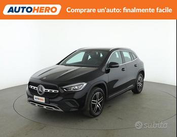 MERCEDES-BENZ GLA 180 RF55765