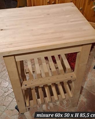 Mobiletto legno con rotelle
