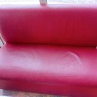 Divanetti, sedie, tavoli bar