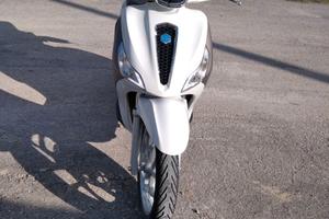 piaggio medley 125