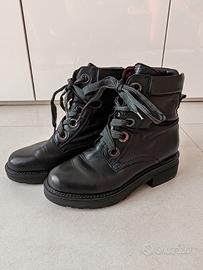 Stivaletti anfibi Carmens in pelle morbida n. 38