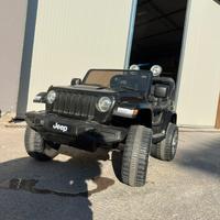 macchina Jeep