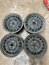 Cerchi in ferro Suzuky