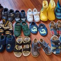 Assortimento scarpe bimbo varie misure