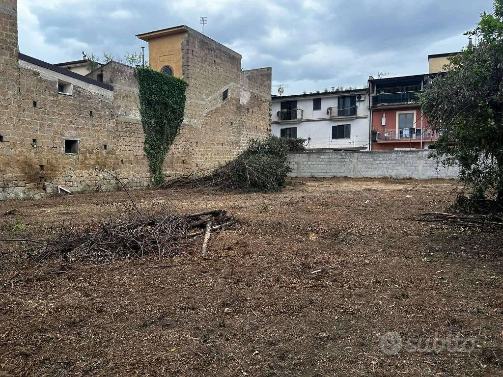 Terreno di 700 m² a Marcianise - Altro