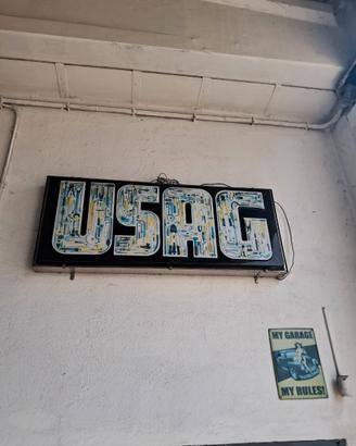 Insegna luminosa vintage