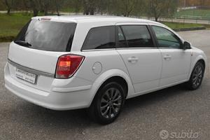 ASTRA S.W.1.7cdti(AUTO NUOVA:FERMA dal 2014)6marce