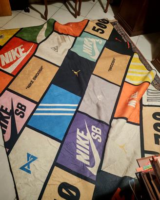 “Tappeto Sneaker Box / Hypebeast 280×180 cm