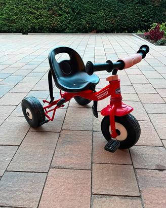 triciclo Chicco 