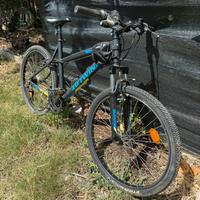 Bici mountainbike btwin