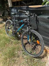 Bici mountainbike btwin