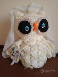 Peluche amigurumi gufo sposa