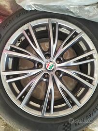 Cerchi originali Alfa Romeo da 18