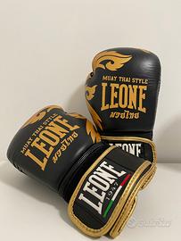 Guantoni da muay thai