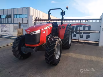 Massey Ferguson 4708 4RM - 2014 - 3.980 ore