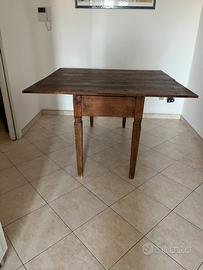Tavolo rustico