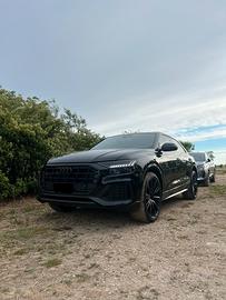 Audi Q8 50